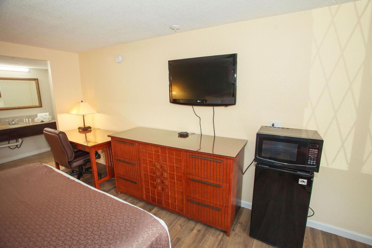 Travelodge By Wyndham Macon West מראה חיצוני תמונה