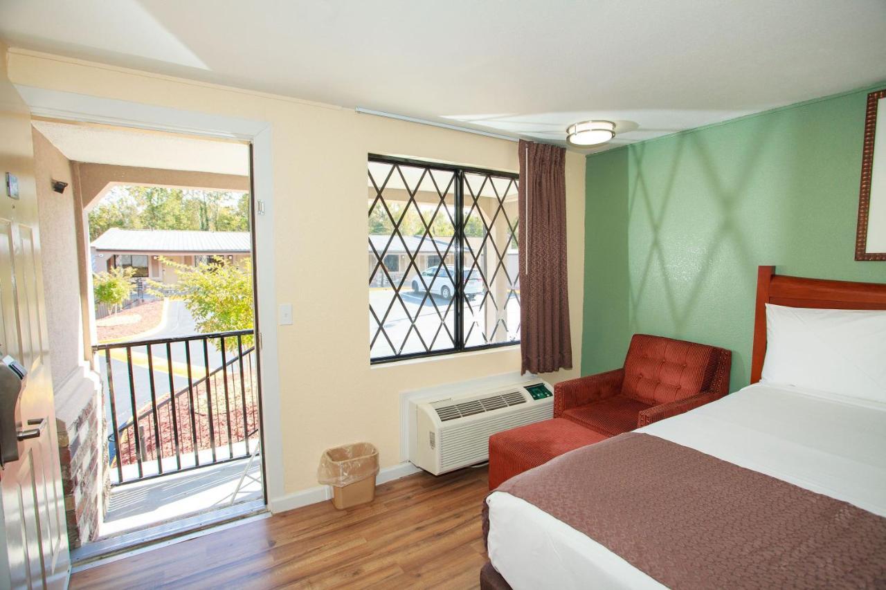 Travelodge By Wyndham Macon West מראה חיצוני תמונה