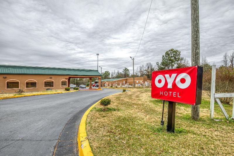 Travelodge By Wyndham Macon West מראה חיצוני תמונה
